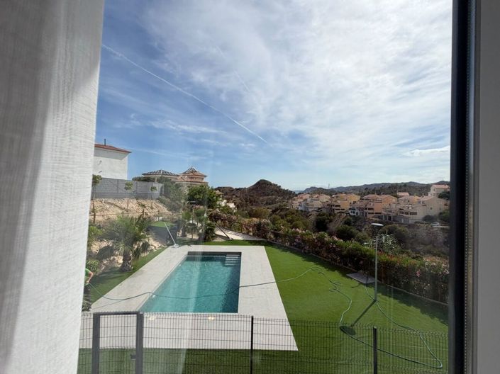 Image No.27-2 Bed House for sale