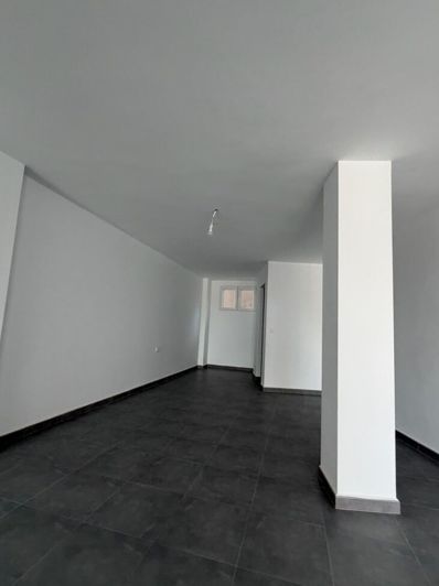 Image No.6-2 Bed House for sale