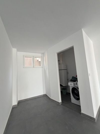Image No.7-2 Bed House for sale
