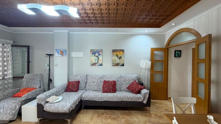 Image No.2-3 Bed House for sale