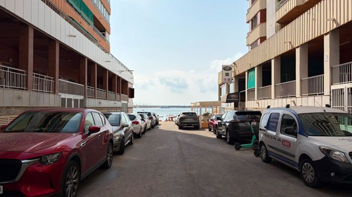 Image No.38-3 Bed House for sale