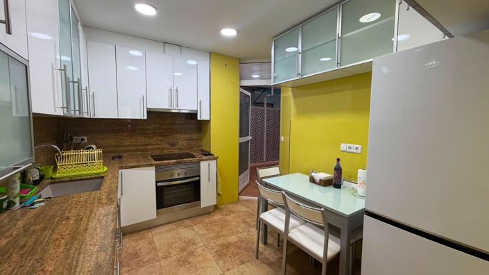 Image No.7-3 Bed House for sale