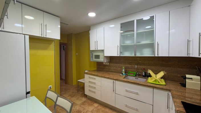 Image No.8-3 Bed House for sale