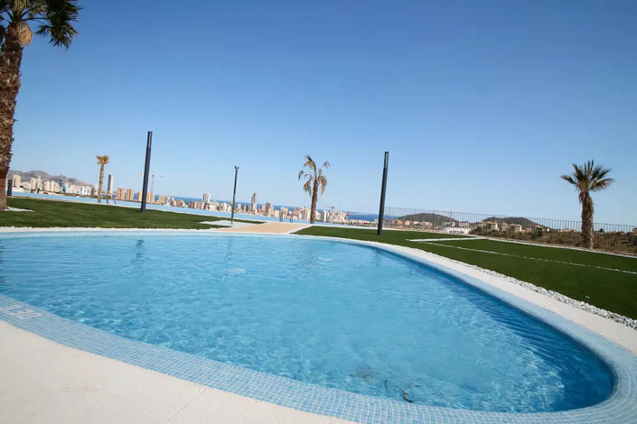 Image No.12-4 Bed Apartment for sale