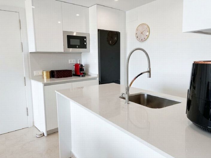 Image No.19-2 Bed Property for sale