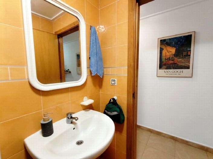Image No.20-3 Bed Property for sale