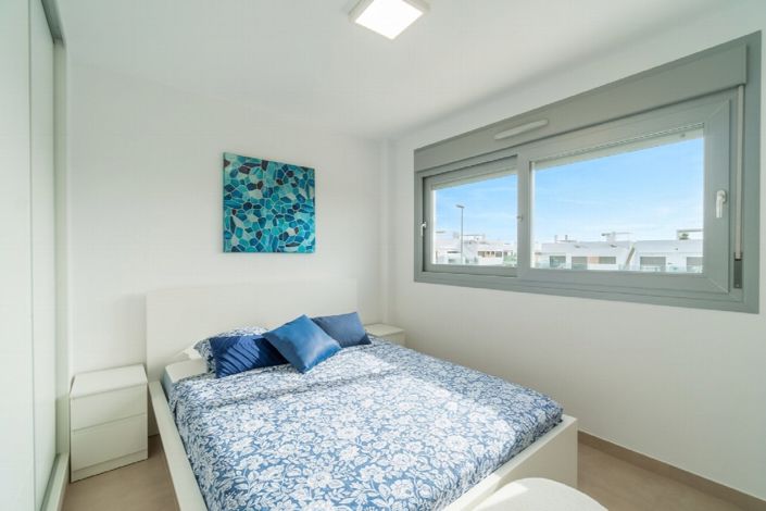 Image No.14-2 Bed Bungalow for sale