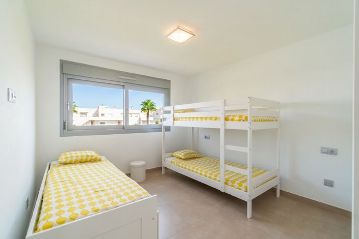 Image No.20-2 Bed Bungalow for sale