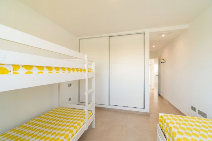 Image No.21-2 Bed Bungalow for sale