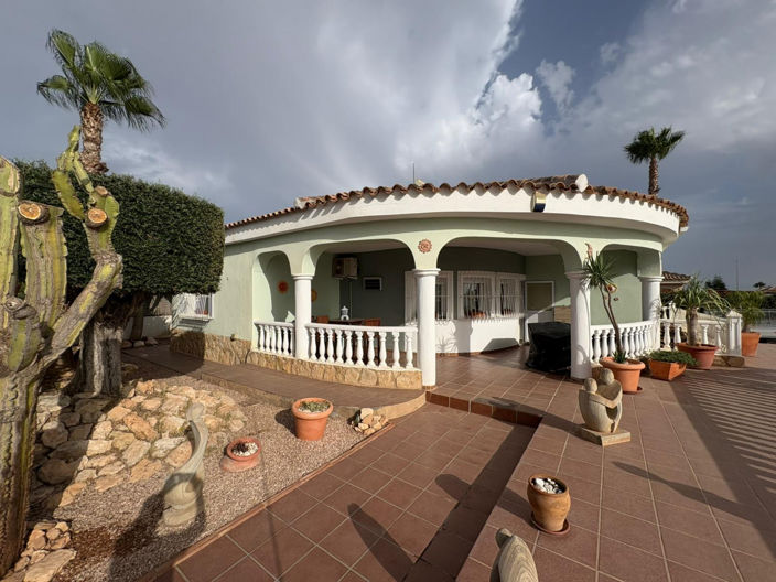 Image No.11-3 Bed Villa for sale