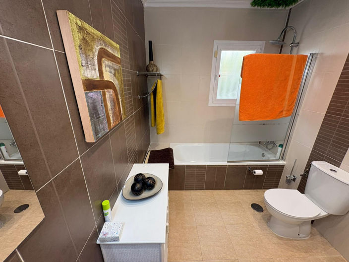 Image No.34-3 Bed Villa for sale