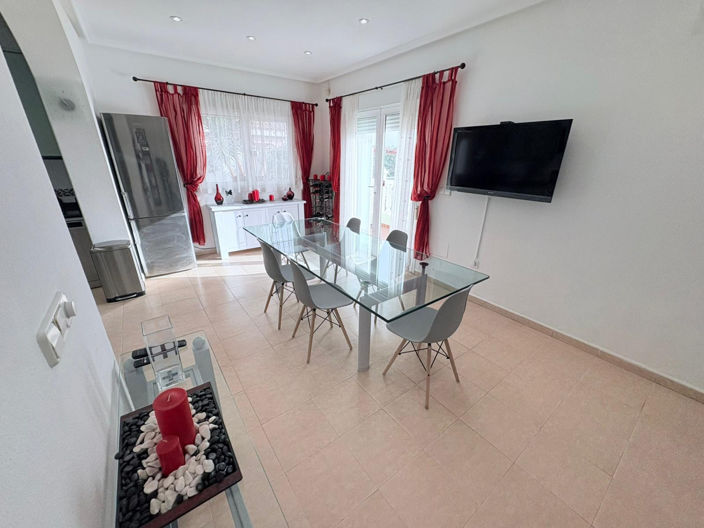 Image No.6-3 Bed Villa for sale