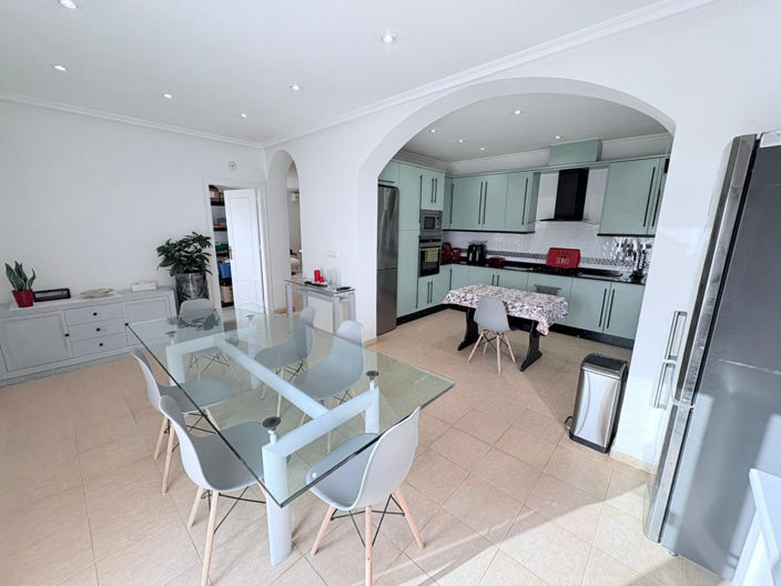 Image No.7-3 Bed Villa for sale