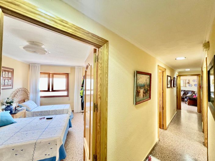 Image No.31-3 Bed Property for sale