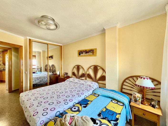 Image No.34-3 Bed Property for sale