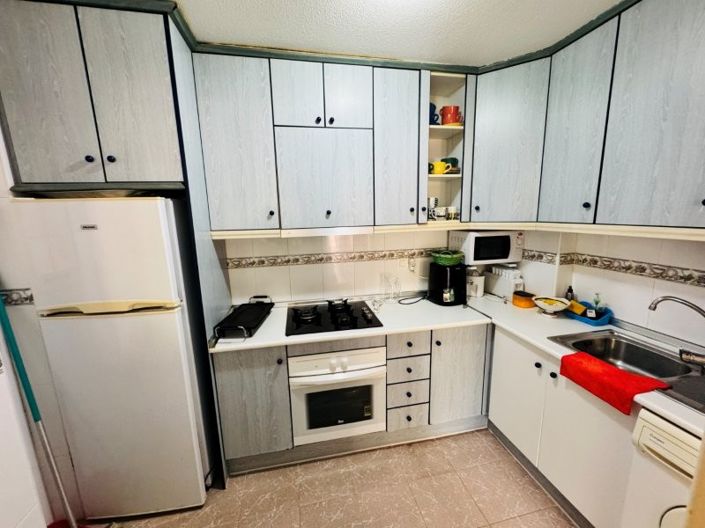 Image No.17-3 Bed Property for sale