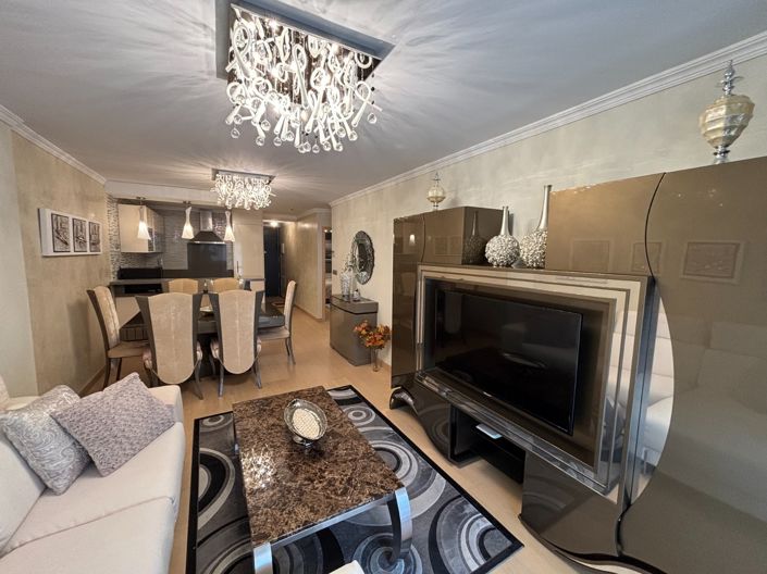 Image No.20-2 Bed Property for sale