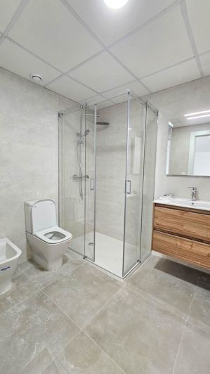 Image No.8-1 Bed Property for sale