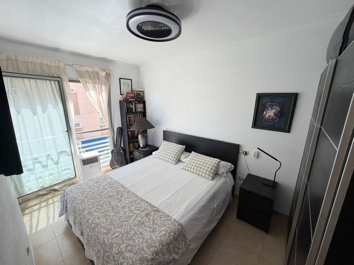 Image No.20-3 Bed Property for sale
