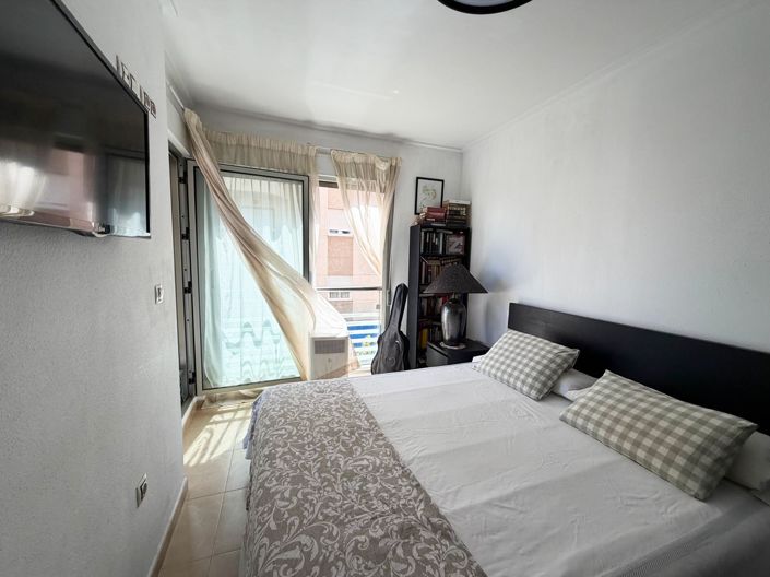 Image No.21-3 Bed Property for sale