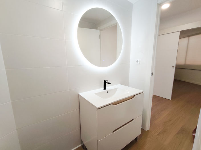 Image No.32-3 Bed Property for sale