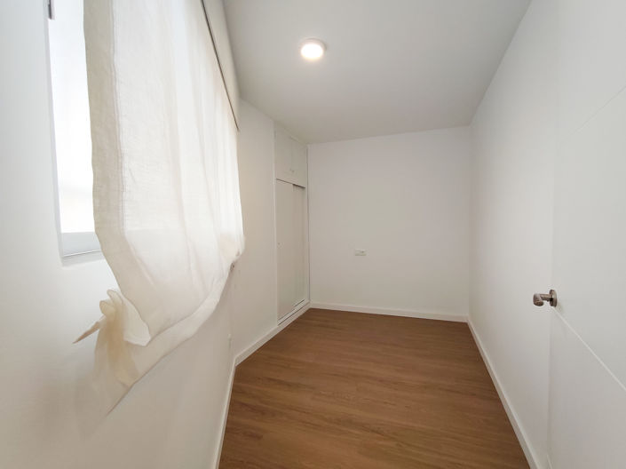Image No.33-3 Bed Property for sale