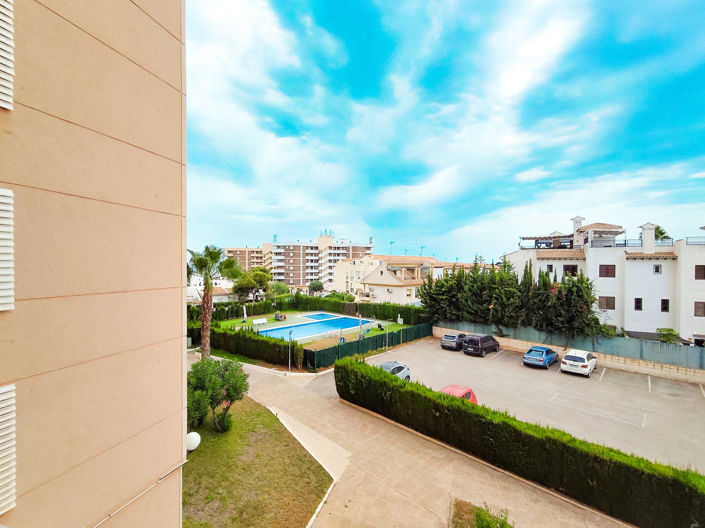 Image No.36-3 Bed Property for sale