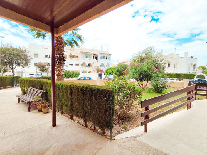 Image No.42-3 Bed Property for sale