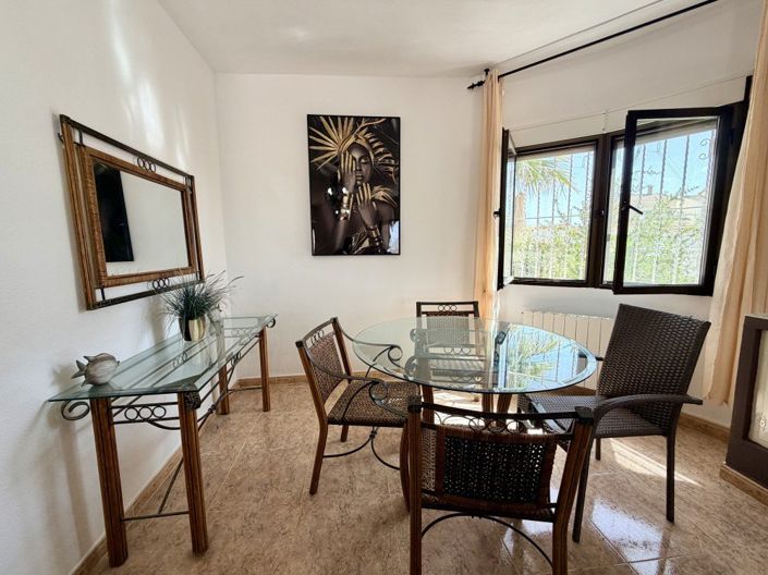 Image No.24-3 Bed Property for sale