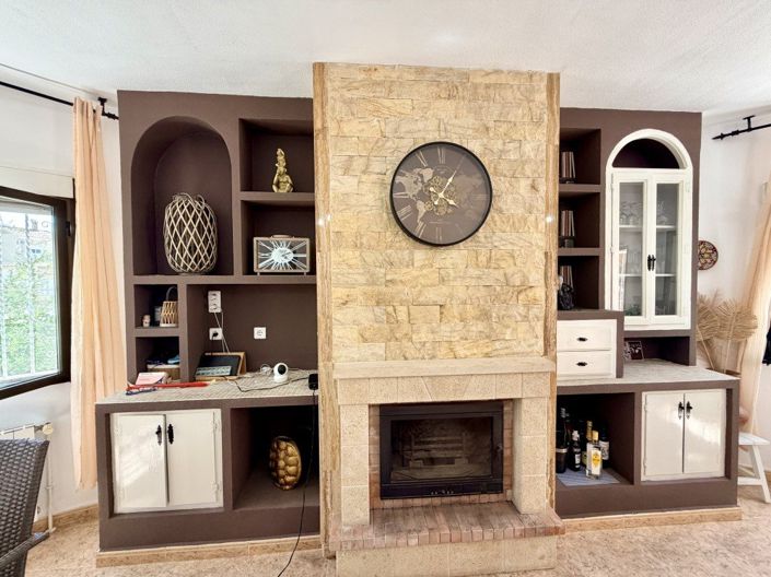 Image No.25-3 Bed Property for sale