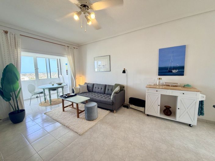 Image No.20-2 Bed Apartment for sale