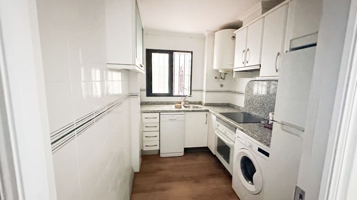 Image No.2-Propriété de 2 chambres à vendre à Torrevieja