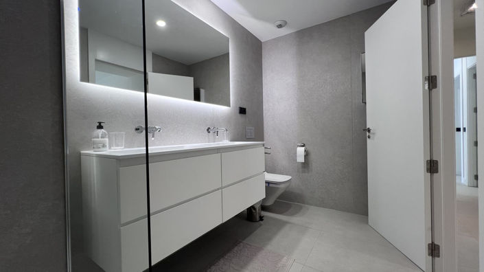 Image No.21-3 Bed Apartment for sale