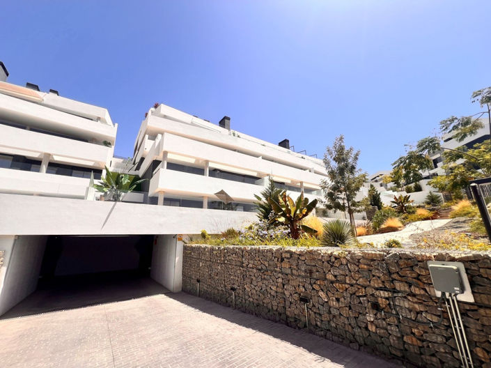Image No.29-3 Bed Apartment for sale