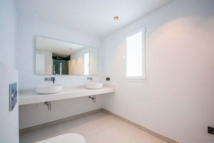Image No.21-4 Bed Villa for sale