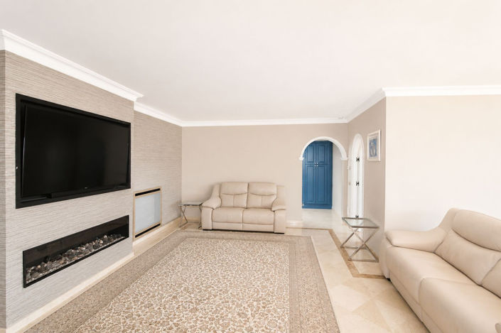 Image No.10-4 Bed Villa for sale