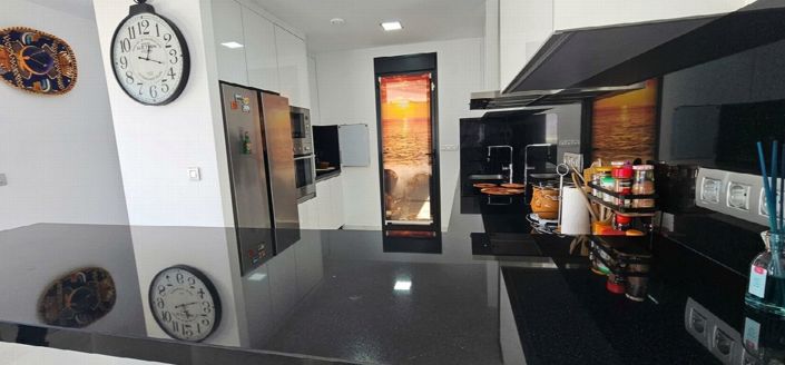 Image No.8-3 Bed Villa for sale