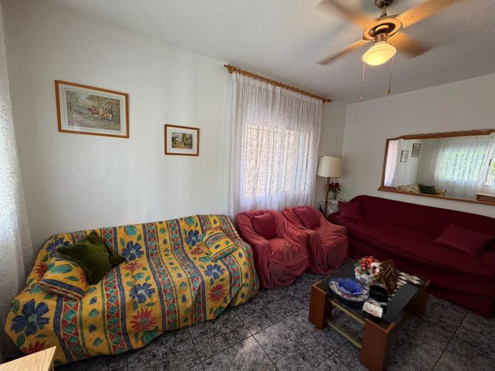 Image No.13-5 Bed Property for sale