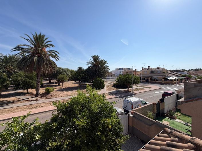 Image No.46-5 Bed Property for sale