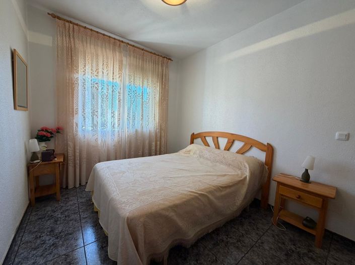 Image No.50-5 Bed Property for sale