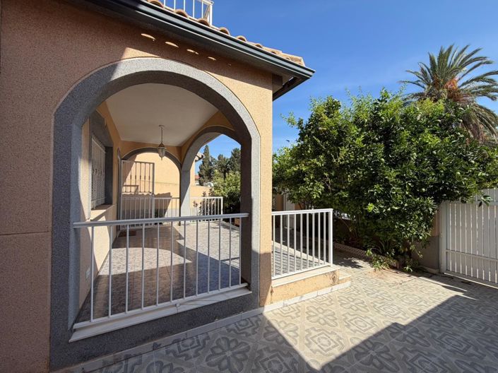 Image No.7-5 Bed Property for sale