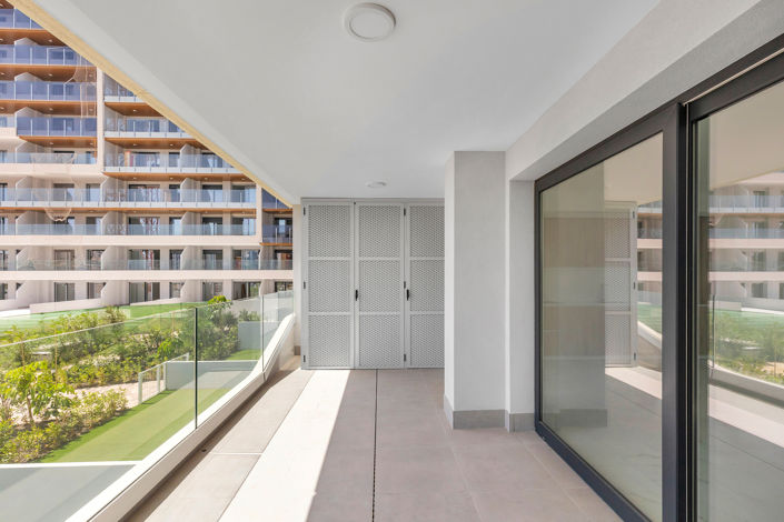 Image No.11-2 Bed Property for sale