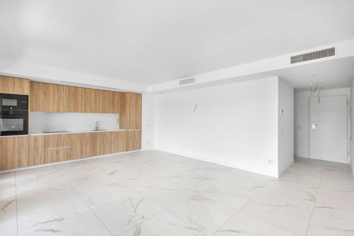 Image No.4-2 Bed Property for sale