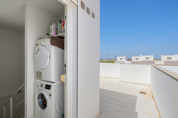 Image No.39-4 Bed Townhouse for sale