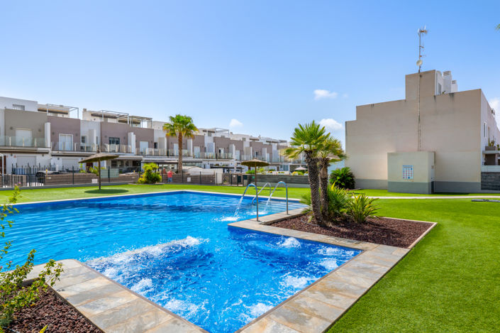 Image No.43-4 Bed Townhouse for sale