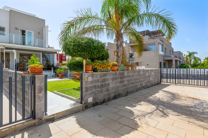 Image No.5-4 Bed Townhouse for sale