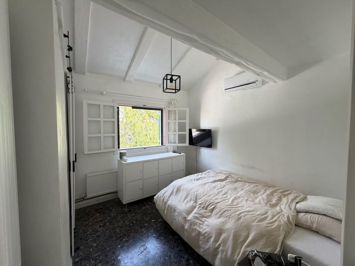 Image No.4-5 Bed House for sale