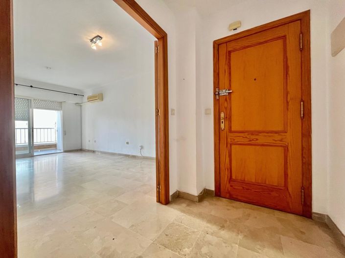Image No.17-3 Bed Apartment for sale