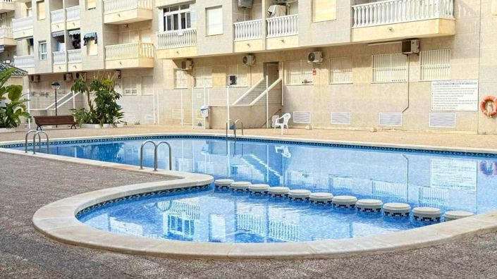 Image No.2-Appartement de 1 chambre à vendre à Torrevieja