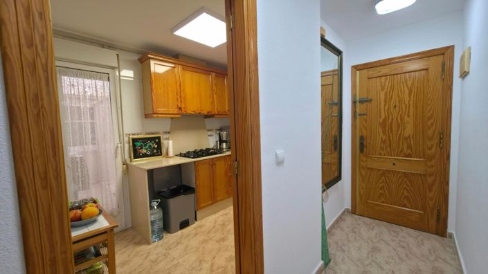 Image No.3-3 Bed House for sale